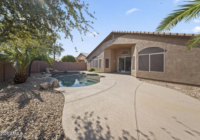 Photo 4 of Single family home for sale at 4315 E Redwood Ln, Phoenix, AZ 85048 | MLS# 7057468 | Listing updated on 2026-08-17