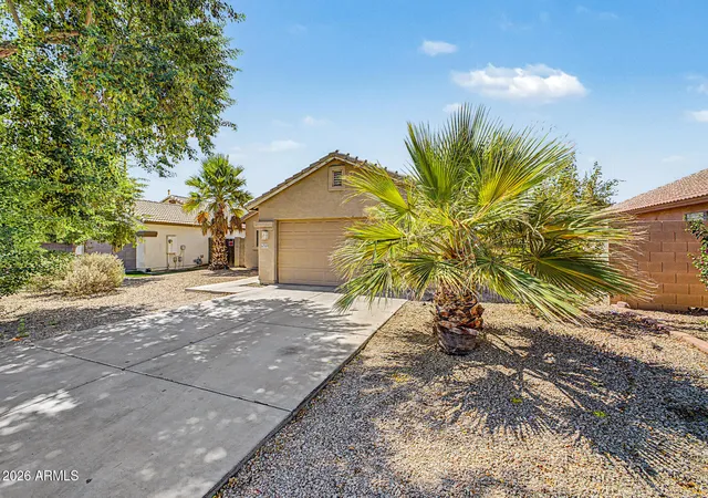 Photo 4 of Single family home for sale at 6709 W Luke Ave, Glendale, AZ 85303 | MLS# 7057674 | Listing updated on 2026-09-20