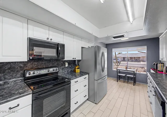 Photo 3 of Single family home for sale at 10030 W Desert Rock Dr, Sun City, AZ 85351 | MLS# 7057897 | Listing updated on 2026-08-11