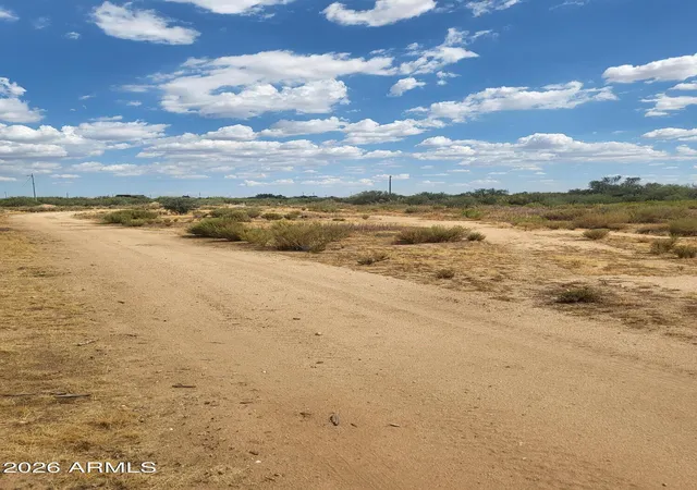 1st image of 0 Haystack Ln, Congress, AZ 85332 | MLS# 7057476