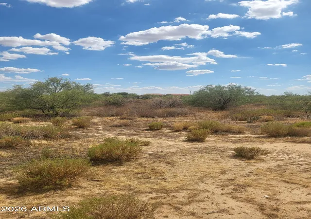 2nd image of 0 Haystack Ln, Congress, AZ 85332 | MLS# 7057476