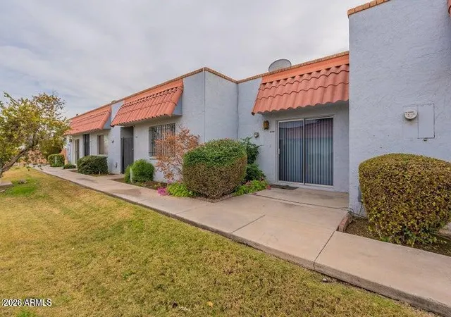 Photo 2 of Townhouse for sale at 6818 N 35th Avenue #J, Phoenix, AZ 85017 | MLS# 7057488 | Listing updated on 2026-09-15