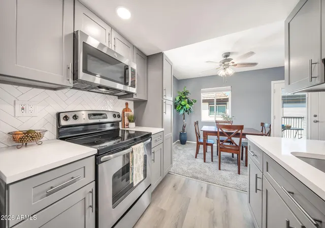 2nd image of 1916 W Morningside Dr #118, Phoenix, AZ 85023 | MLS# 7064438