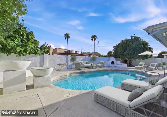 1st image of 1415 W Tuckey Ln, Phoenix, AZ 85013 | MLS# 7058973