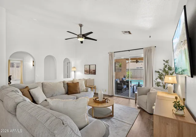 2nd image of 2553 E Jasper Dr, Gilbert, AZ 85296 | MLS# 7060439