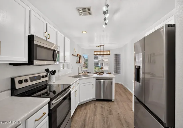 3rd image of 2553 E Jasper Dr, Gilbert, AZ 85296 | MLS# 7060439