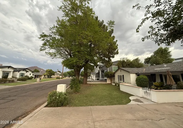 Photo 3 of Single family home for sale at 3907 E Devonshire Ave, Phoenix, AZ 85018 | MLS# 7058221 | Listing updated on 2026-10-09