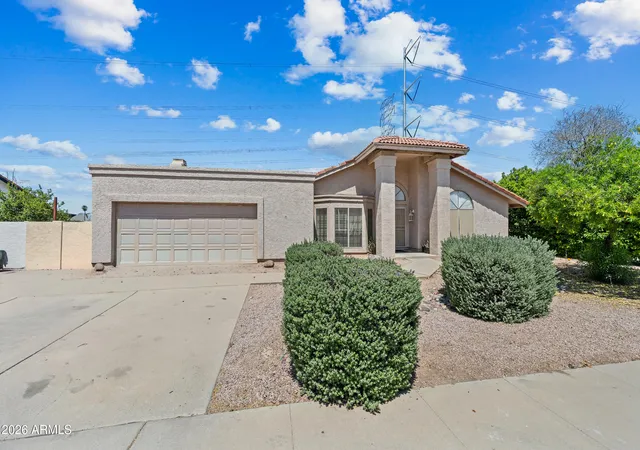 1st image of 410 W Boxelder Pl, Chandler, AZ 85225 | MLS# 7057563