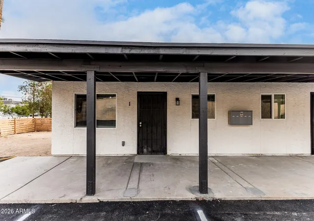 Townhouse for sale at 11230 N 17th Avenue, Phoenix, AZ 85029 | MLS# 7057590