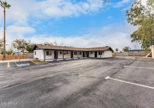 Photo 2 of Townhouse for sale at 11230 N 17th Avenue, Phoenix, AZ 85029 | MLS# 7057590 | Listing updated on 2026-09-11