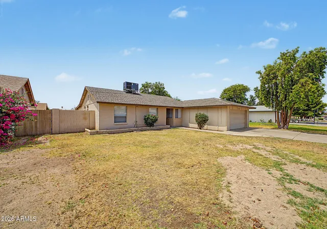 Photo 3 of Sale Pending at 5641 W Vogel Ave, Glendale, AZ 85302 | MLS# 7058390 | Listing updated on 2026-09-18