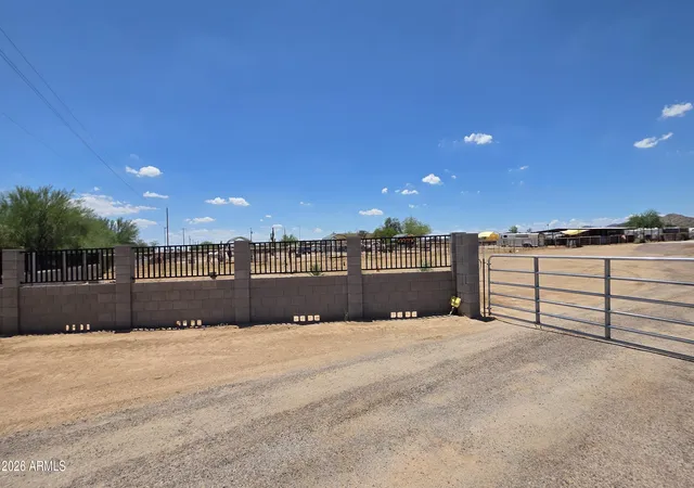 Photo 3 of Single family home for sale at 30940 N Varnum Rd, San Tan Valley, AZ 85143 | MLS# 7057666 | Listing updated on 2026-09-01