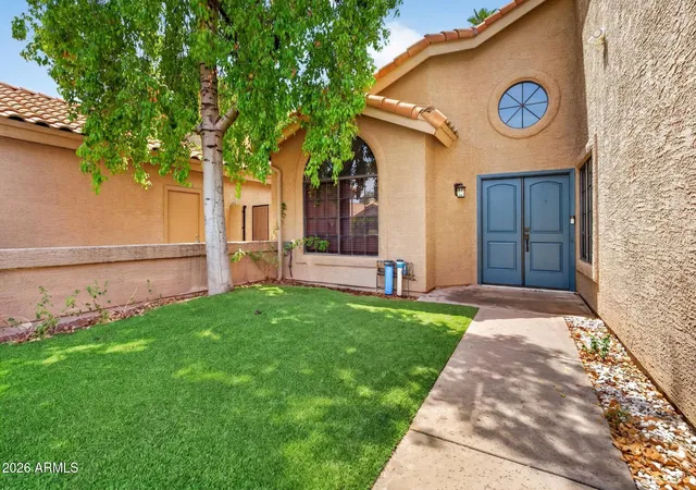 Photo 3 of Single family home for sale at 39 E La Vieve Ln, Tempe, AZ 85284 | MLS# 7066917 | Listing updated on 2026-09-14