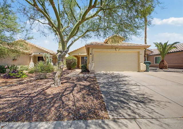 Photo 1 of Sale Pending at 5002 W Kristal Way, Glendale, AZ 85308 | MLS# 7059394 | Listing updated on 2026-08-29