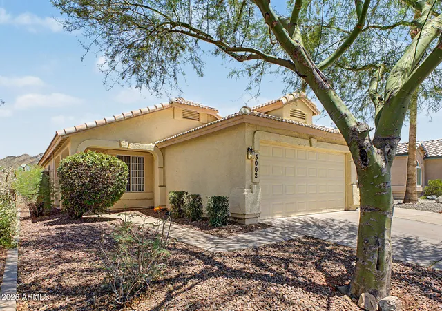 Photo 3 of Sale Pending at 5002 W Kristal Way, Glendale, AZ 85308 | MLS# 7059394 | Listing updated on 2026-08-29