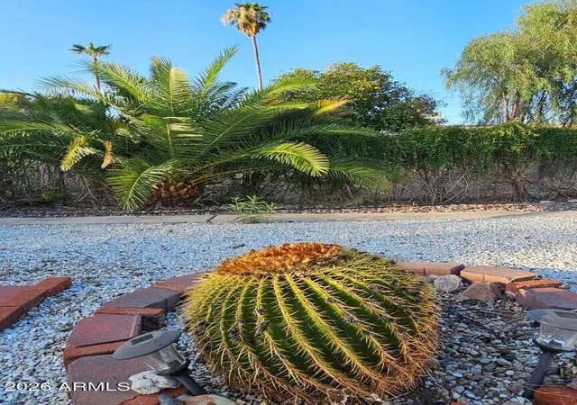 Photo 3 of Single family home for sale at 821 N Spur Cir, Mesa, AZ 85203 | MLS# 7057627 | Listing updated on 2026-07-29