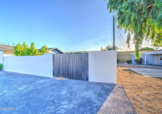 Photo 3 of Single family home for sale at 5330 N 18th Street, Phoenix, AZ 85016 | MLS# 7057965 | Listing updated on 2026-10-09