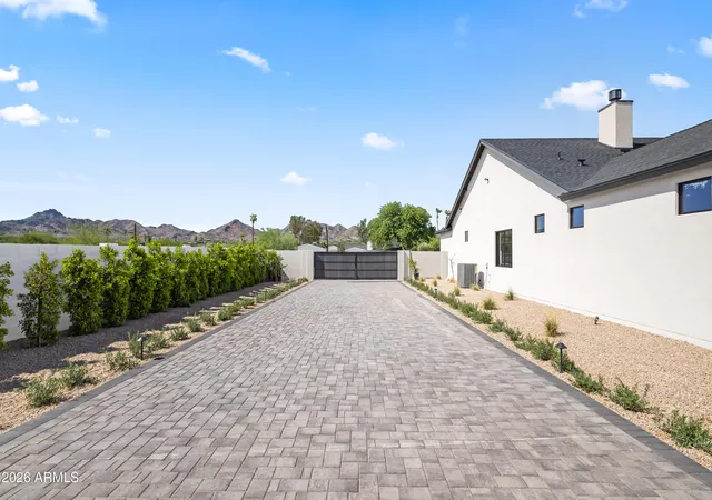 49th image of 4119 E Stanford Dr, Phoenix, AZ 85018 | MLS# 7060684