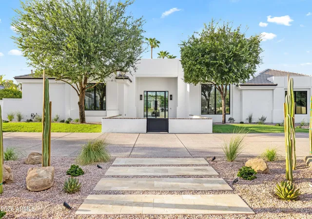 1st image of 7180 E Belmont Ave, Paradise Valley, AZ 85253 | MLS# 7070229