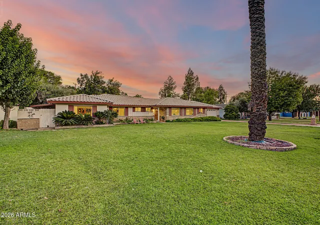 Photo 4 of Single family home for sale at 1001 W Kaler Dr, Phoenix, AZ 85021 | MLS# 7058840 | Listing updated on 2026-09-06