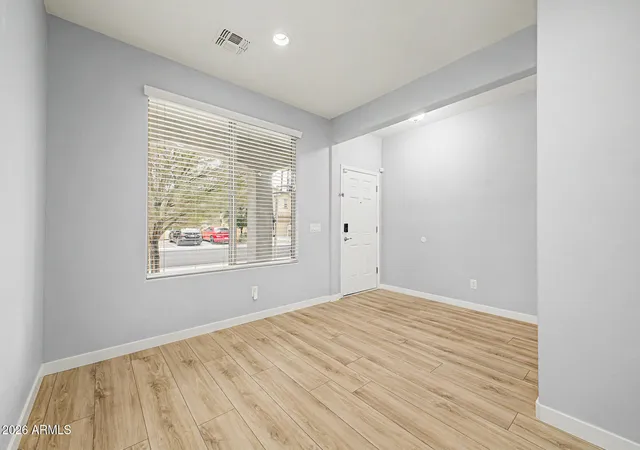 3rd image of 2318 W Alicia Dr, Phoenix, AZ 85041 | MLS# 7057918