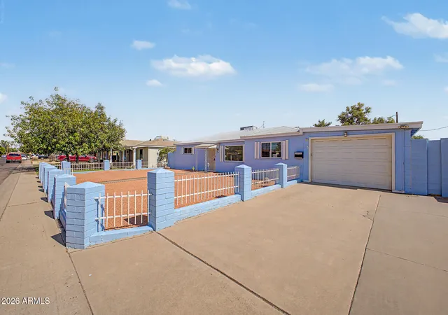Photo 3 of Single family home for sale at 3019 W El Caminito Dr, Phoenix, AZ 85051 | MLS# 7058564 | Listing updated on 2026-09-16