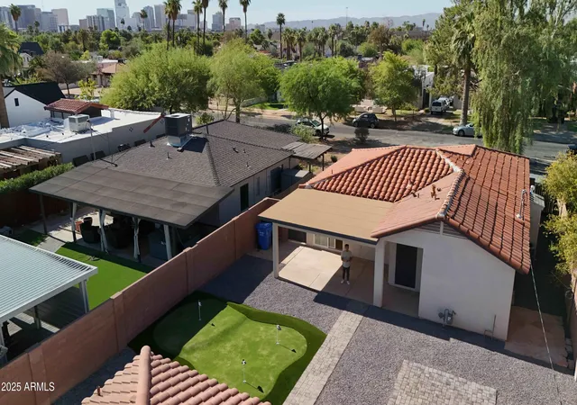 Photo 2 of Single family home for sale at 1514 W Lynwood St, Phoenix, AZ 85007 | MLS# 7057812 | Listing updated on 2026-08-11