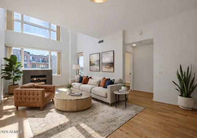 1st image of 17 W Vernon Ave #621, Phoenix, AZ 85003 | MLS# 7057895