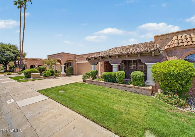 Photo 3 of Townhouse for sale at 8121 E Via De Viva, Scottsdale, AZ 85258 | MLS# 7058786 | Listing updated on 2026-09-18