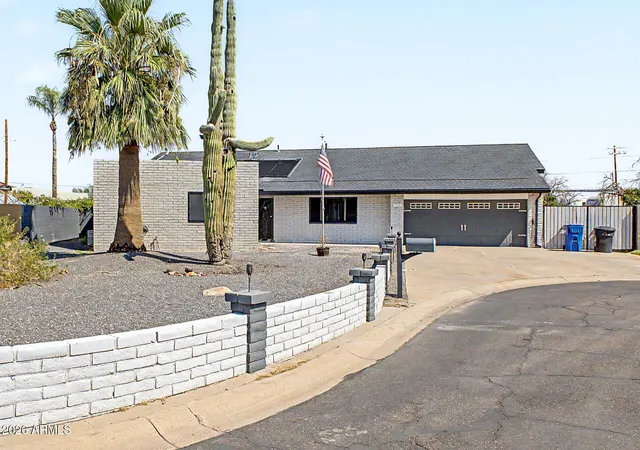 Photo 3 of Single family home for sale at 3710 E Arbor Cir, Mesa, AZ 85206 | MLS# 7059327 | Listing updated on 2026-10-04