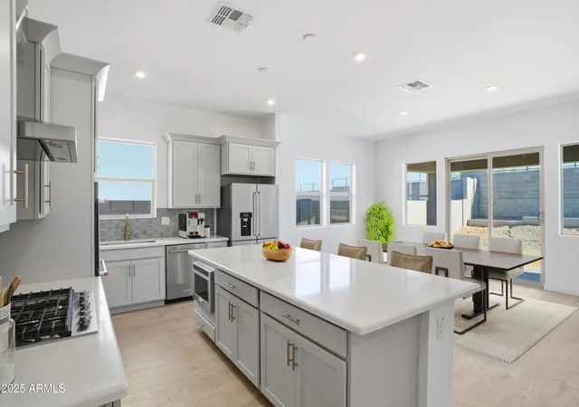 Photo 4 of Single family home for sale at 10227 S 20th Lane, Phoenix, AZ 85041 | MLS# 7058056 | Listing updated on 2026-09-21
