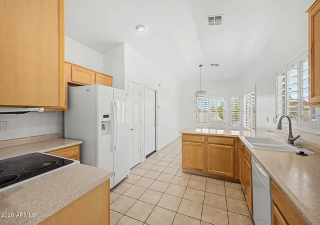 2nd image of 3773 S Brighton Ln, Gilbert, AZ 85297 | MLS# 7062758