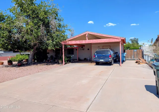 2nd image of 4213 N 73rd Ln, Phoenix, AZ 85033 | MLS# 7058002