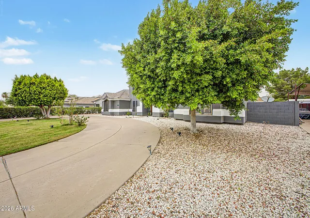 Photo 4 of Single family home for sale at 5442 W Fallen Leaf Ln, Glendale, AZ 85310 | MLS# 7063200 | Listing updated on 2026-10-17