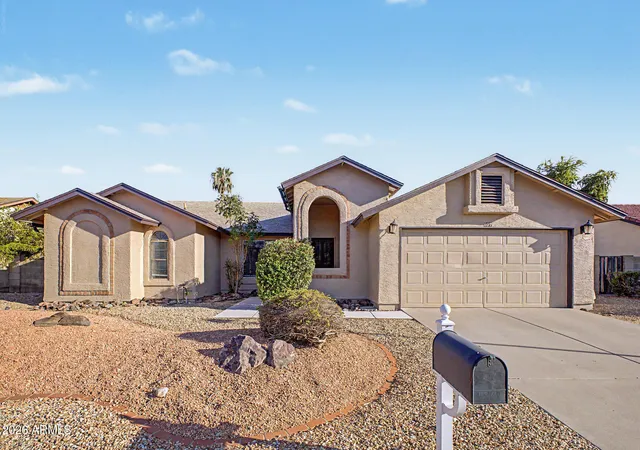 1st image of 807 E Aire Libre Ave, Phoenix, AZ 85022 | MLS# 7058124