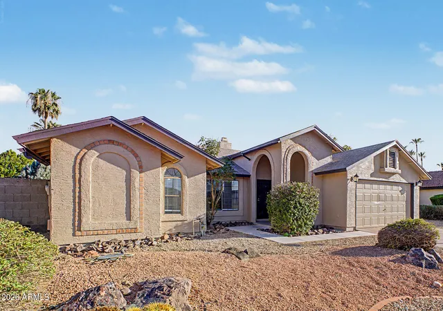 5th image of 807 E Aire Libre Ave, Phoenix, AZ 85022 | MLS# 7058124