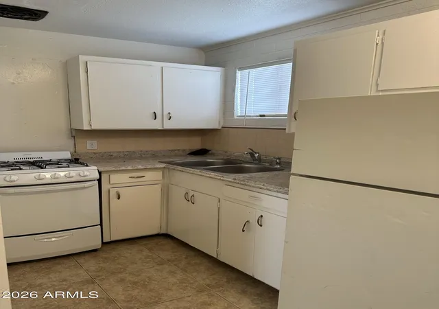 5th image of 102 S Pomeroy St, Mesa, AZ 85210 | MLS# 7058538