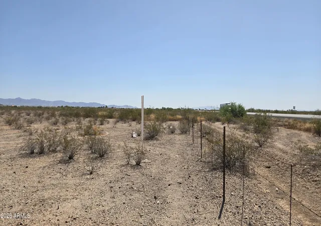 Photo 4 of Land for sale at 0 N 374th Avenue #5E, Tonopah, AZ 85354 | MLS# 7058044 | Listing updated on 2026-07-24