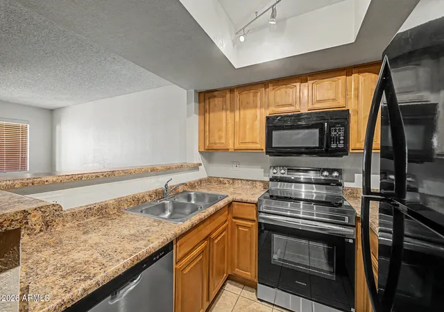 2nd image of 3535 W Tierra Buena Ln #274, Phoenix, AZ 85053 | MLS# 7058901