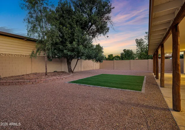 41st image of 14237 N 38th Pl, Phoenix, AZ 85032 | MLS# 7058713