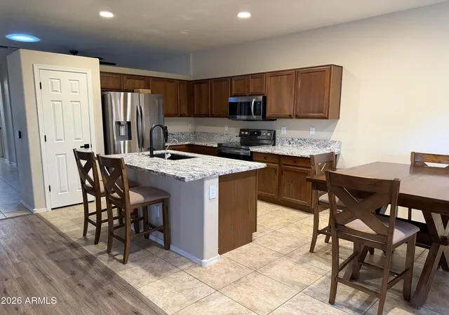 5th image of 178 W Pacific Dr, Casa Grande, AZ 85122 | MLS# 7058207