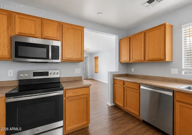 4th image of 12536 W Saint Moritz Ln, El Mirage, AZ 85335 | MLS# 7059600