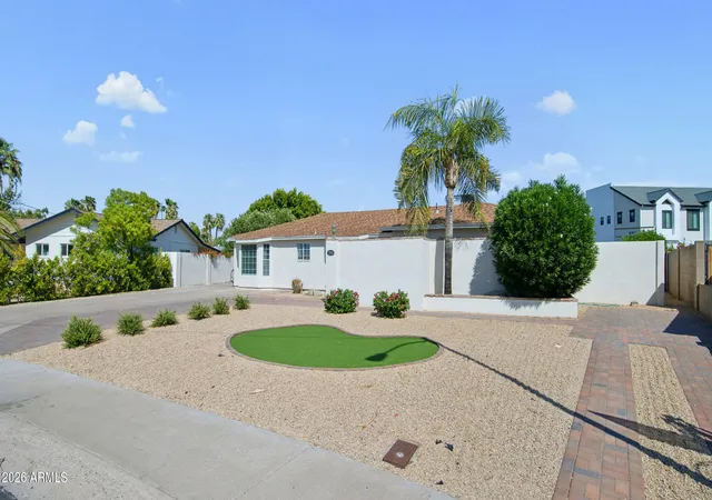 Photo 2 of Single family home for sale at 2929 N 55th Place, Phoenix, AZ 85018 | MLS# 7062402 | Listing updated on 2026-10-27