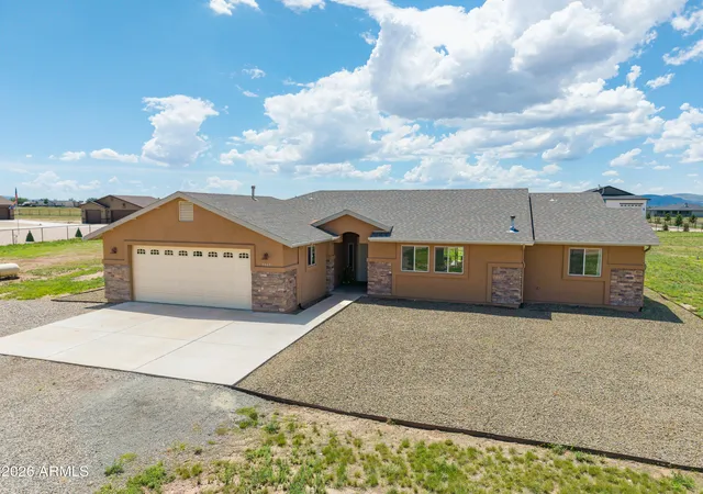 Photo 1 of Single family home for sale at 7315 E Gumtree Ln, Prescott Valley, AZ 86315 | MLS# 7059117 | Listing updated on 2026-09-18