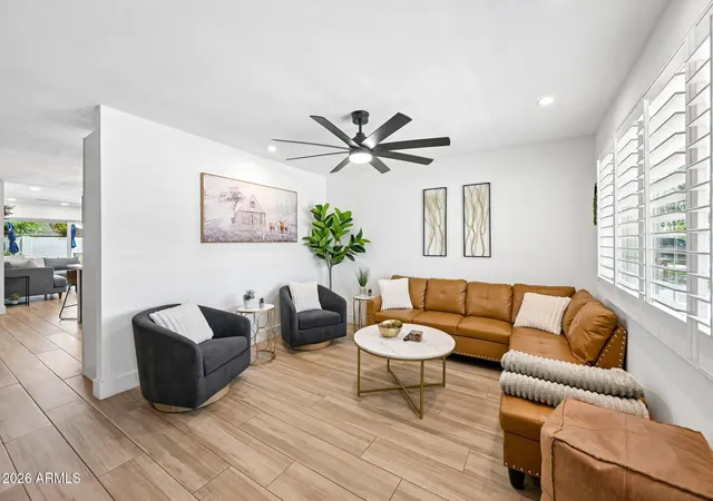Photo 3 of Single family home for sale at 1013 S Parkside Dr, Tempe, AZ 85281 | MLS# 7058579 | Listing updated on 2026-09-14