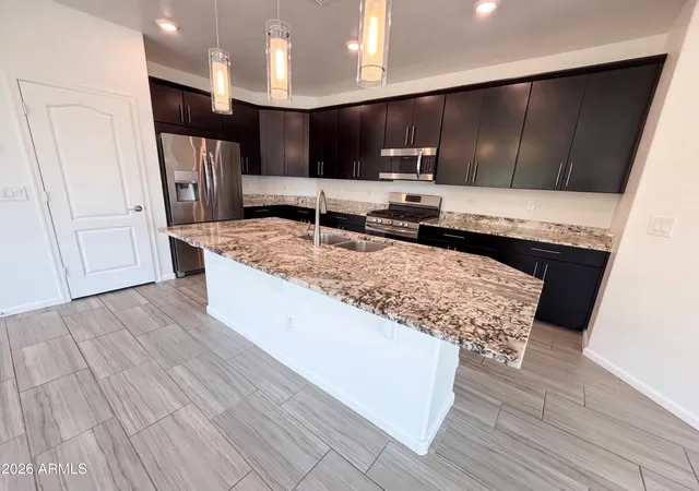 Photo 4 of Single family home for sale at 11719 E Chevelon Trl, Gold Canyon, AZ 85118 | MLS# 7058193 | Listing updated on 2026-09-17