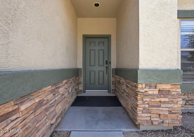 Photo 3 of Sale Pending at 4595 E Shapinsay Dr, San Tan Valley, AZ 85140 | MLS# 7058665 | Listing updated on 2026-09-01