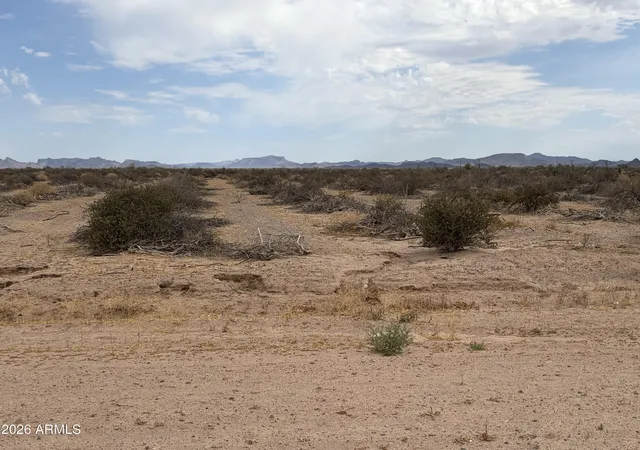 Photo 2 of Land for sale at Lot W 4 Naranja Ave #4, Gila Bend, AZ 85337 | MLS# 7058213 | Listing updated on 2026-09-03
