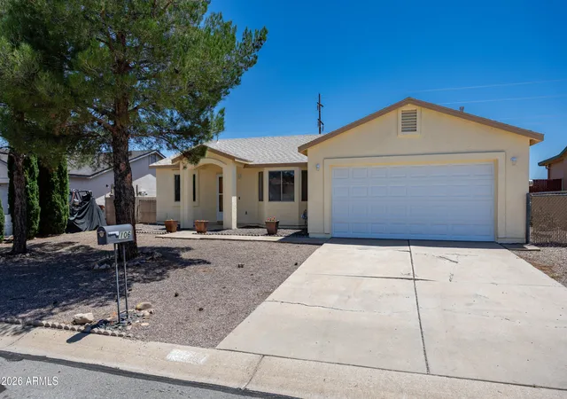 Photo 1 of Single family home for sale at 106 Buffalo Dr, Huachuca City, AZ 85616 | MLS# 7058540 | Listing updated on 2026-08-11