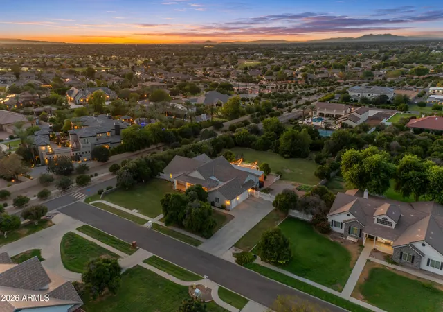 4th image of 18110 E Sunnybrook Ln, Gilbert, AZ 85298 | MLS# 7060812